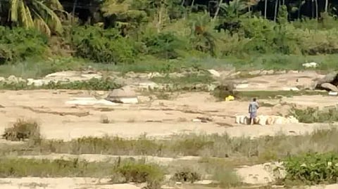 KSG Sand theft