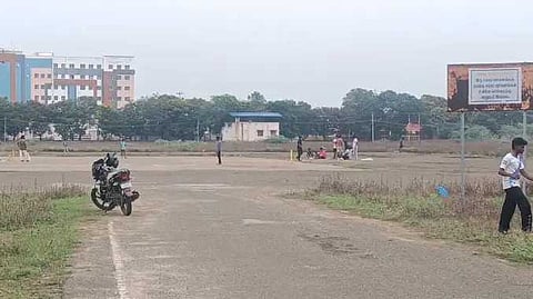 ஹெலிகாப்டர் இறங்குதளம்