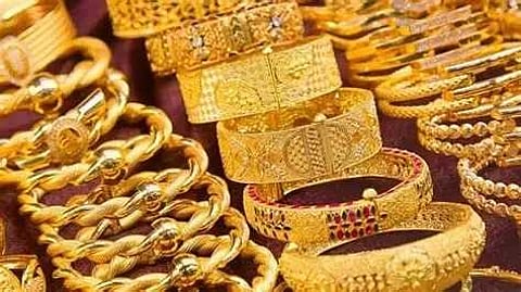 ஆபரணத் தங்கத்தின் விலை சவரனுக்கு ரூ.3,200 குறைவு