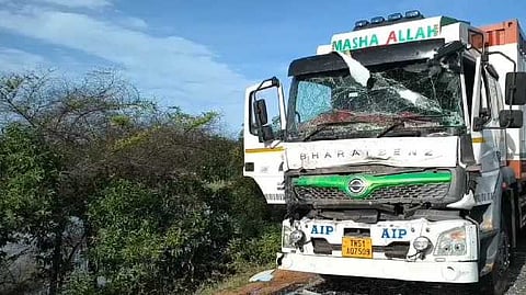 பேருந்து மீது மோதிய லாரி