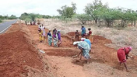 மாற்றுத்திறனாளிகளுக்கு வேலை