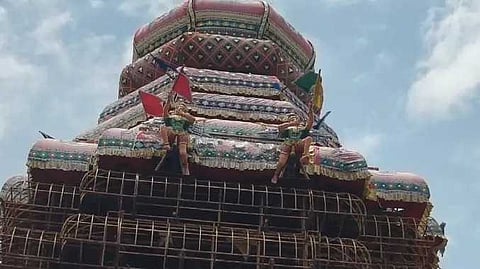 அலங்கார துணிகள் சேதம்