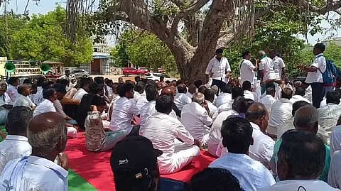 மக்கள் தீர்மானம்