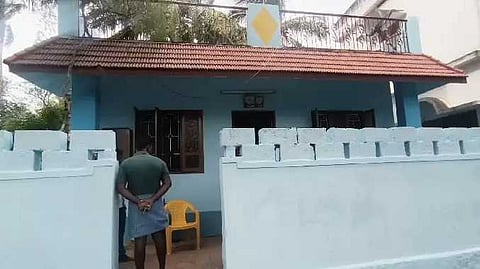 போலீசார் விசாரணை