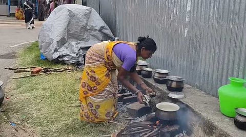 சமைத்து போராட்டம்