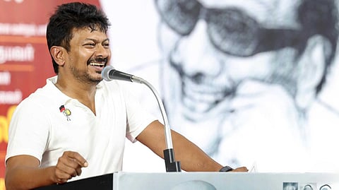 காற்றில் பறக்கும் சட்டம் ஒழுங்கு என உதயநிதி விமர்சனம்