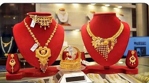ஒரு சவரன் தங்கம் ஒரு லட்சத்து 9,680 ரூபாய்க்கு விற்பனை