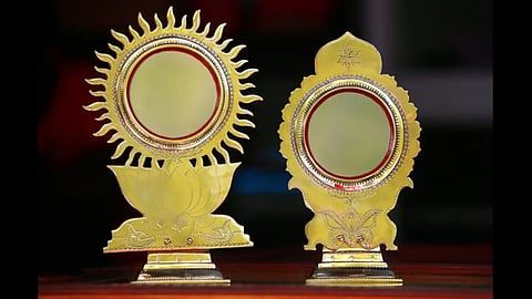 Polished metal mirrors of Aranmula