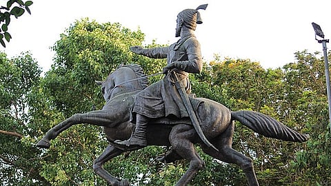 A statue of Shivaji in Shivaji Park, Mumbai