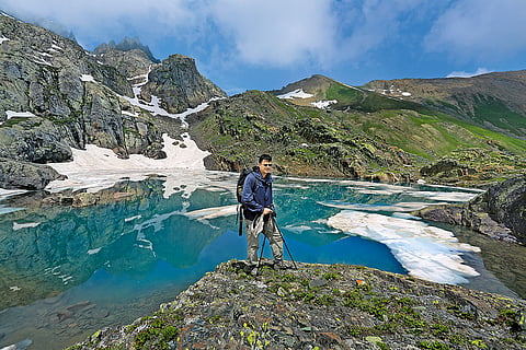 Early summer is the best time to visit the high-altitude Durinar Lake in Sonmarg, when icebergs partially cover the turquoise-blue lake