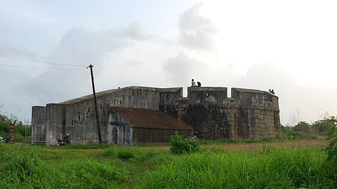 Sultan Battery is all that remains of the majestic Tipu Sultan. It is one of the most popular tourist destinations in Mangalore