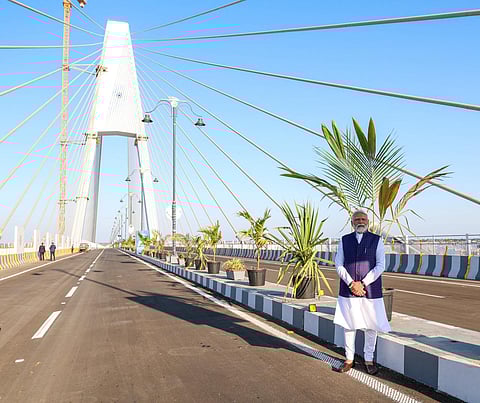 PM Modi posing for a photograph post the inauguration of Sudarshan Setu
