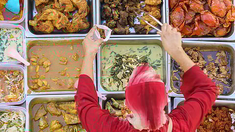 The food in Malaysia represents the country's multicultural ethos