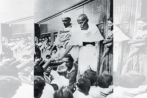 Gandhi at a railway station in Bengal, 1946