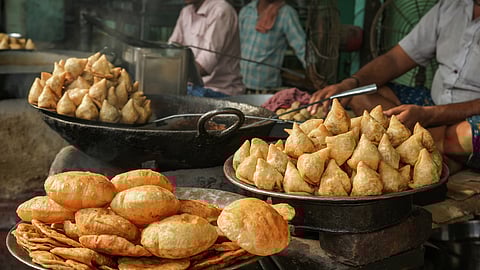 Places To Visit In Varanasi For Foodies