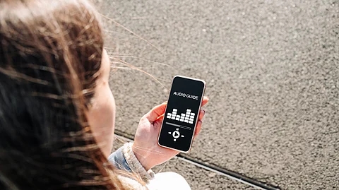 Uttar Pradesh Tourism To Develop QR Code Audio Tours At The Taj Mahal And Other Heritage Sites