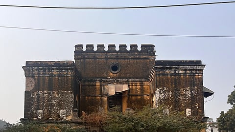 All About Akbar Manzil