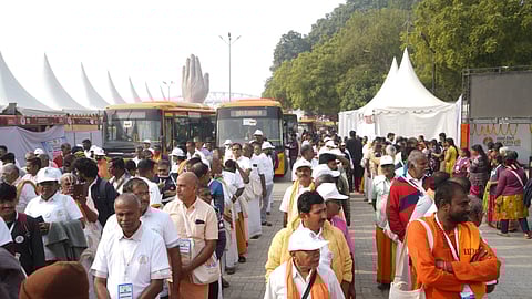 People attending Kashi Tamil Sangamam 2025.