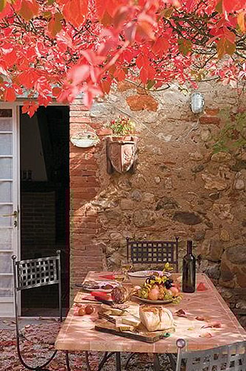 Lunch at a villa in Val di Chiana