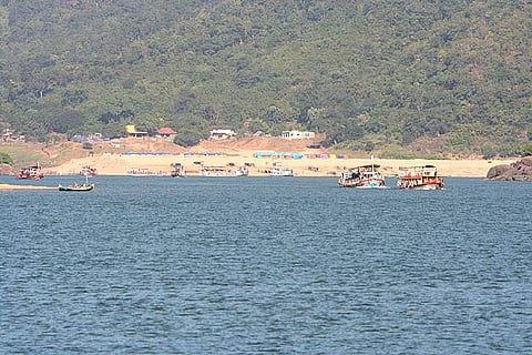 Paying homage to river Godavari