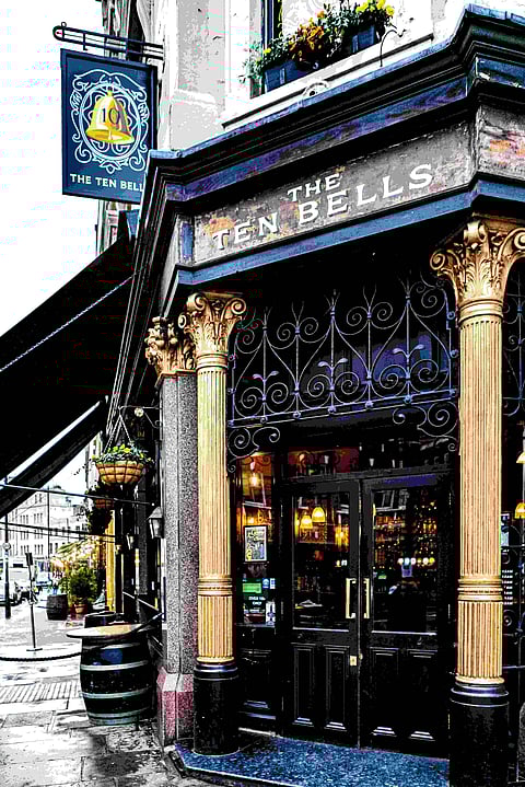 The Ten Bells Club from Jack the Ripper London Tour. Credits Hulki Okan Tabak, Unsplash
