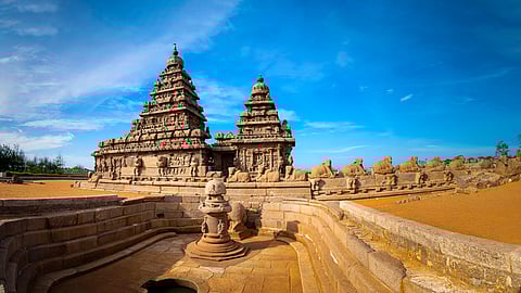 Famous Tamil Nadu landmark, UNESCO world heritage - Shore temple, world heritage site in Mahabalipuram,South India, Tamil Nadu, Mahabalipuram