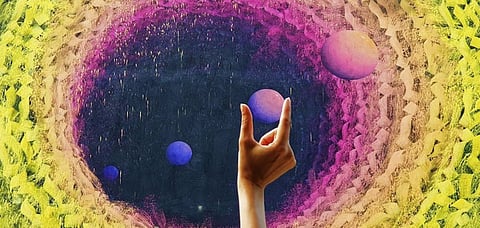 Detail of a mural by Izzy Izvne