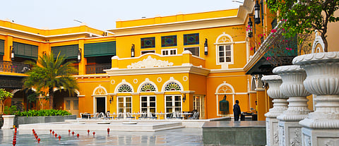 Raajkutir's inner courtyard and rooms