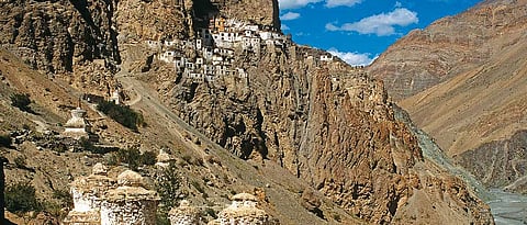 The imposing Phugtal Monastery, where de Kortudied Tibetan