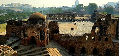 After hours walks at Malcha Mahal, Bhuli Bhatiyari ka Mahal, Feroz Shah Kotla and Tughlaqabad Fort will soon be a reality. Credit Wikimedia commons