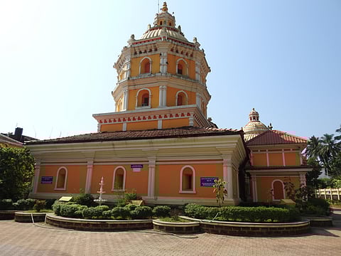 Cover photo credit Shivram / Shutterstock.com