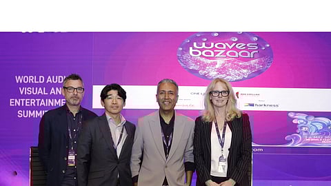 ഇടതുനിന്ന്:ഡേവിഡ് സിമൺസെൻ, ജാങ്ഹോ സിയോ,ഗൗരവ് ഗാന്ധി, കെല്ലി ഡേ