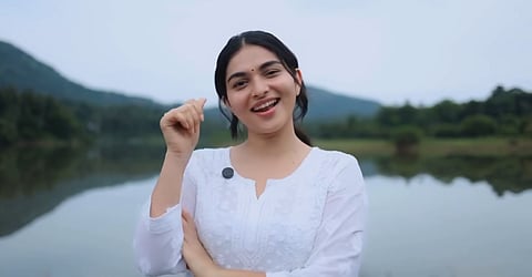 'പള്ളിച്ചട്ടമ്പി' വീഡിയോയിൽ കയാദുലോഹർ