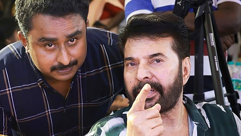 2024-ൽ കെയർ ആന്റ് ഷെയറിന്റെ 'വിദ്യാമൃതം' നാലാംഘട്ടത്തിന്റെ ഉദ്ഘാടനച്ചടങ്ങിൽ മമ്മൂട്ടിക്കൊപ്പം റോബർട്ട് കുര്യാക്കോസ്