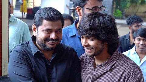 നസ്ലിനും ആഷിഖ് ഉസ്മാനും 'മോളിവുഡ് ടൈംസി'ന്റെ പൂജാച്ചടങ്ങിൽ