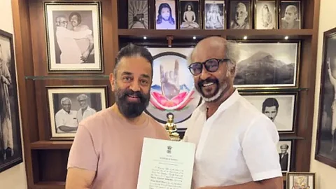 രാജ്യസഭാ എംപിയായി തിരഞ്ഞെടുക്കപ്പെട്ട കമൽഹാസൻ രജനികാന്തിനെ സന്ദർശിച്ചപ്പോൾ