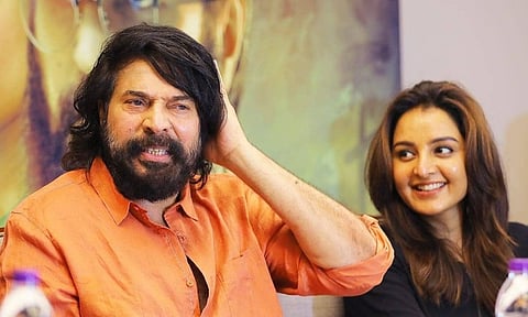 മമ്മൂട്ടിയും മഞ്ജുവാരിയരും
