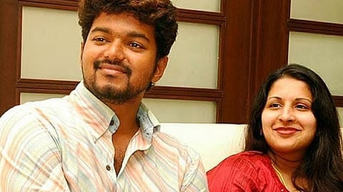 വിജയും ഭാര്യ സംഗീതയും(ഫയൽഫോട്ടോ)