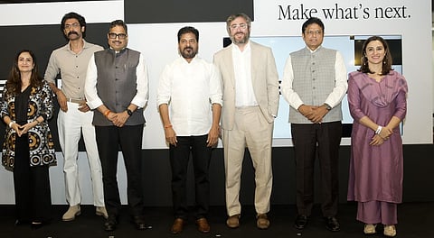 നെറ്റ്ഫ്ലിക്സിന്റെ ഹൈദ്രാബാദിലെ ഐലൈൻ സ്റ്റുഡിയോസിന്റെ ഉദ്ഘാടനച്ചടങ്ങിൽ ജെഫ് ഷാപ്പിറോ,രേവന്ത് റെഡ്ഡി,സഞ്ജയ് ജാജു,റാണ ദഗ്ഗുബാട്ടി തുടങ്ങിയവർ