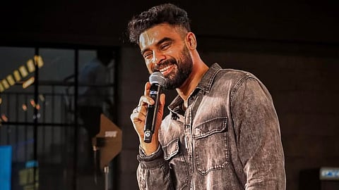 ടൊവിനോ തോമസ് 'പള്ളിച്ചട്ടമ്പി' പ്രൊമോഷൻ പരിപാടിയിൽ