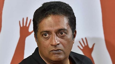 অভিনেতা প্রকাশ রাজ