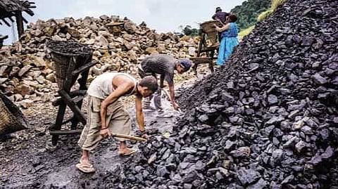 কয়লা কান্ড: অভিযুক্ত লালার হয়ে আদালতে সওয়াল রাজ্যের, কটাক্ষ সলিসিটর জেনারেলের