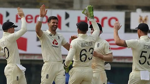 চেন্নাইয়ে সিরিজের প্রথম টেস্ট জিতে ১-০ এগিয়ে গেল ইংল্যান্ড