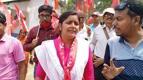 নন্দীগ্রামে প্রচারে সিপিআই(এম) প্রার্থী মীনাক্ষী মুখার্জি