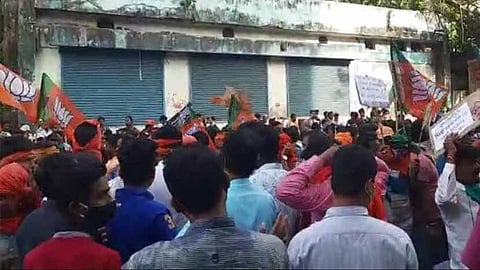 প্রার্থীপদ ঘিরে বিজেপি দপ্তরে বিক্ষোভ