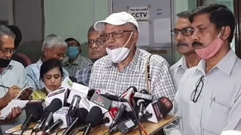 নির্বাচন কমিশনের দপ্তরে বাম প্রতিনিধি দল