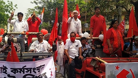 মিছিলের শুরুতে ৫ সংযুক্ত মোর্চা প্রার্থী