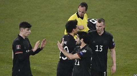 জয় উদযাপন করছেন জার্মানির খেলোয়াড়রা