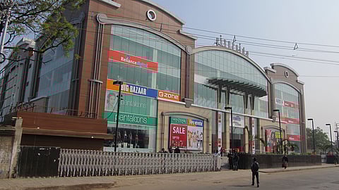 হাওড়ার অবনী মল