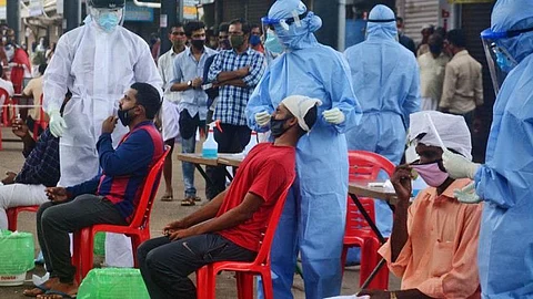 COVID-19: ত্রস্ত দেশ - একদিনে আক্রান্ত ১.৮৪ লাখ, লক্ষাধিক বাড়লো সক্রিয় কেস, মৃত ১০২৭